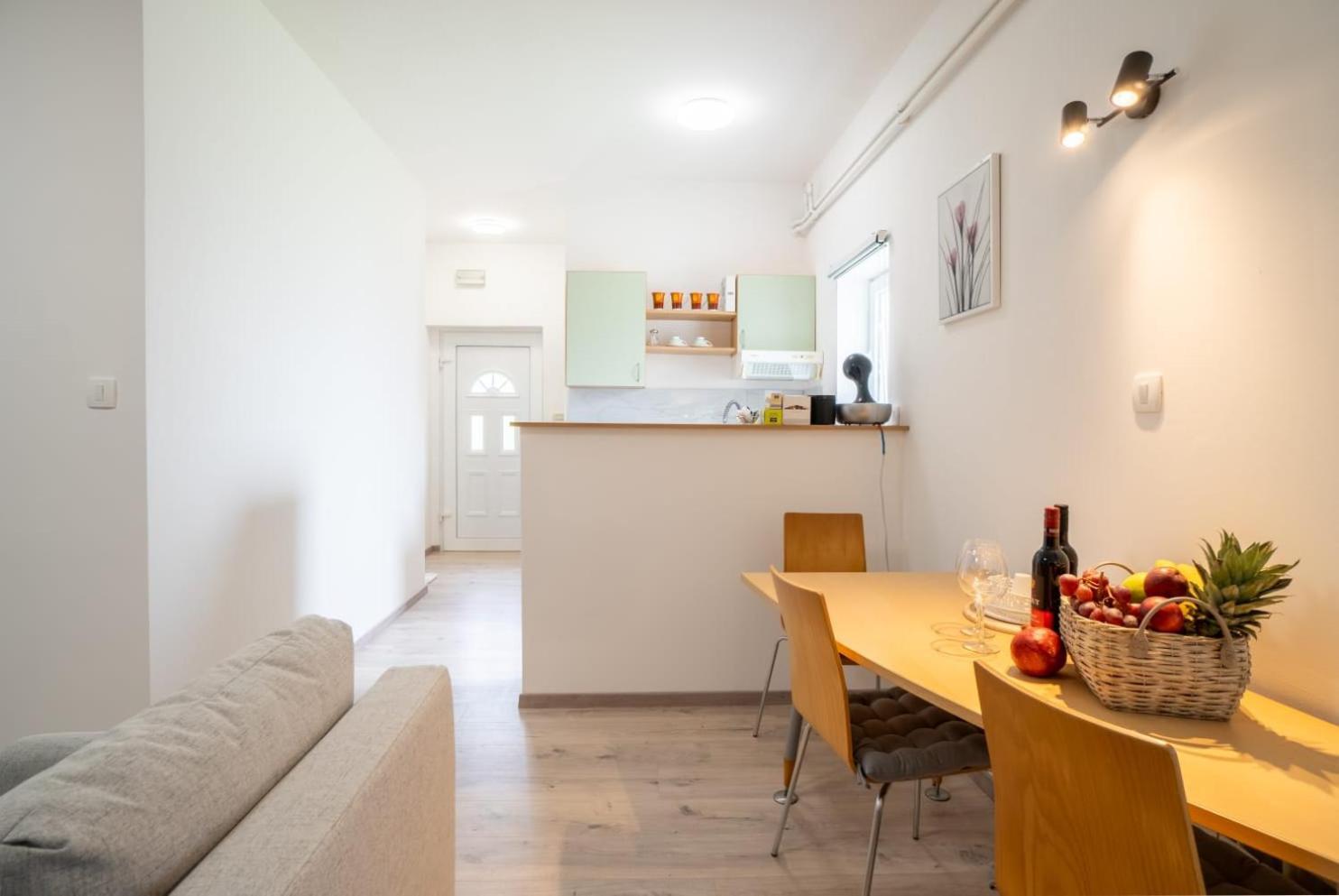 Apartman Mihovil Gospić المظهر الخارجي الصورة